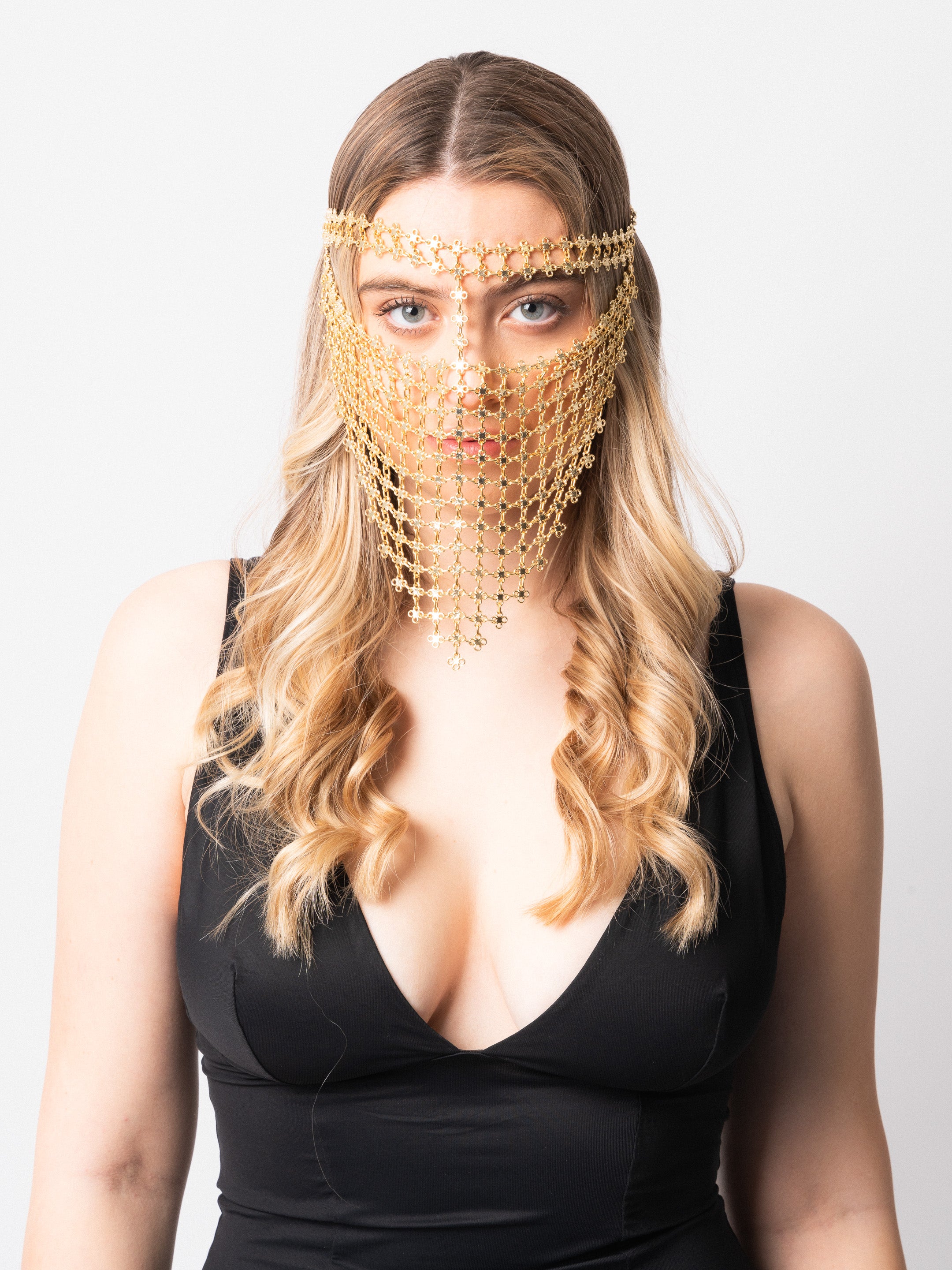 Gold Tash Face Chain