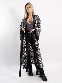 Snow Leopard Yakata Kimono