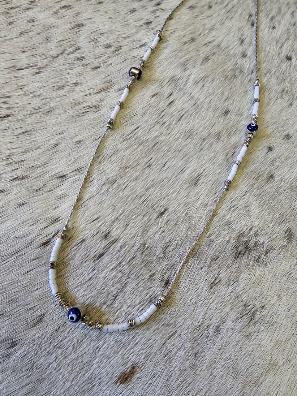 Silver Lilly Eye Choker