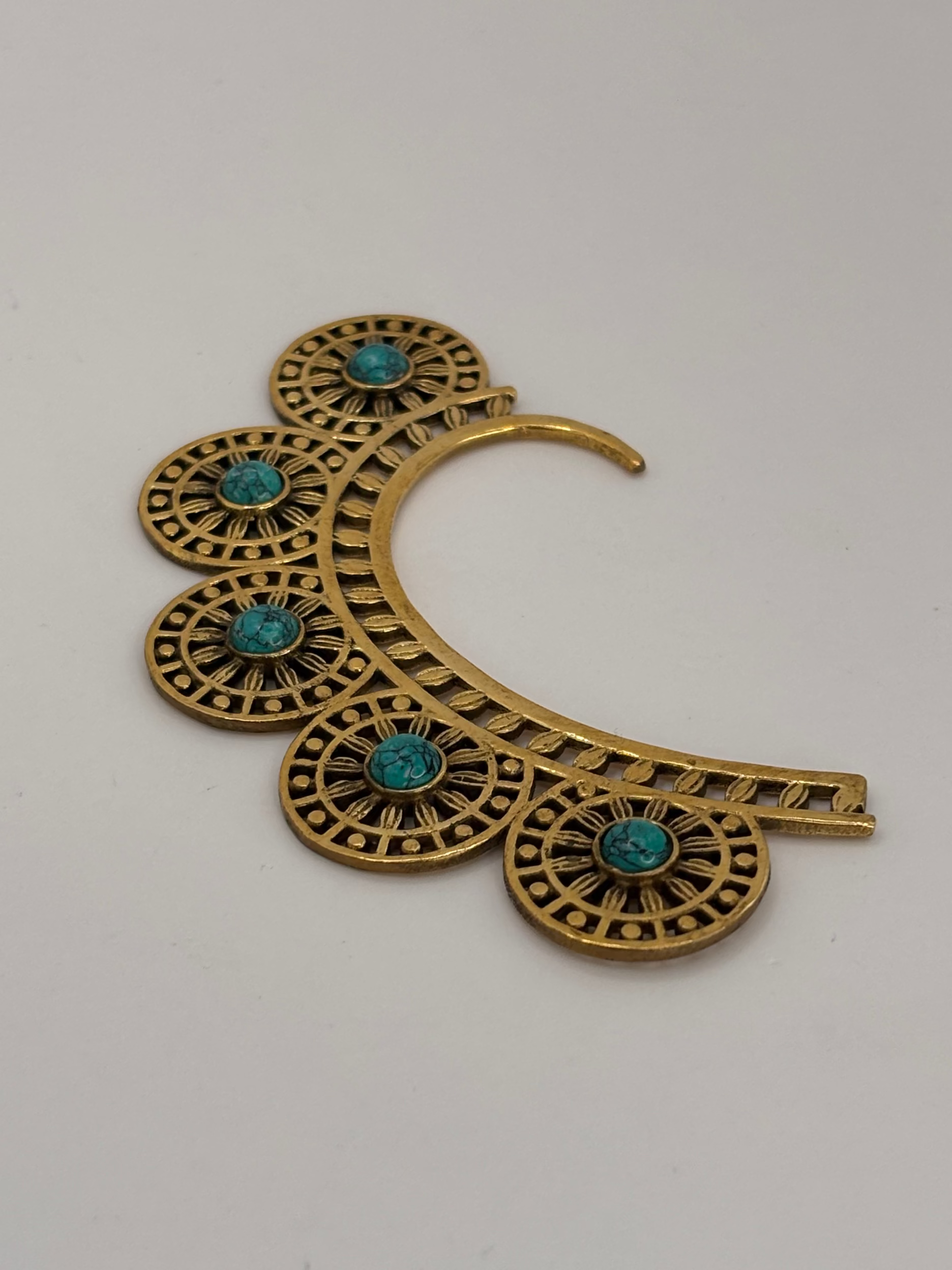Turquoise Circular Gold Ear Cuff